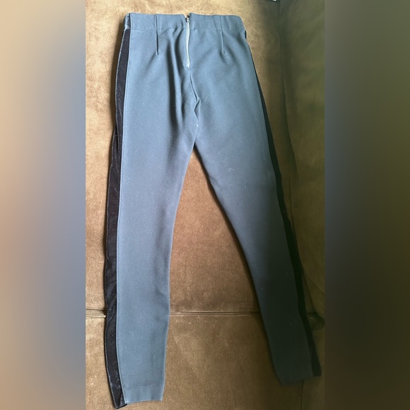 J Crew GiGi Pants Black Skinny Black Velvet Stripe On Side Zip In Back Sz 00 - Picture 2 of 9